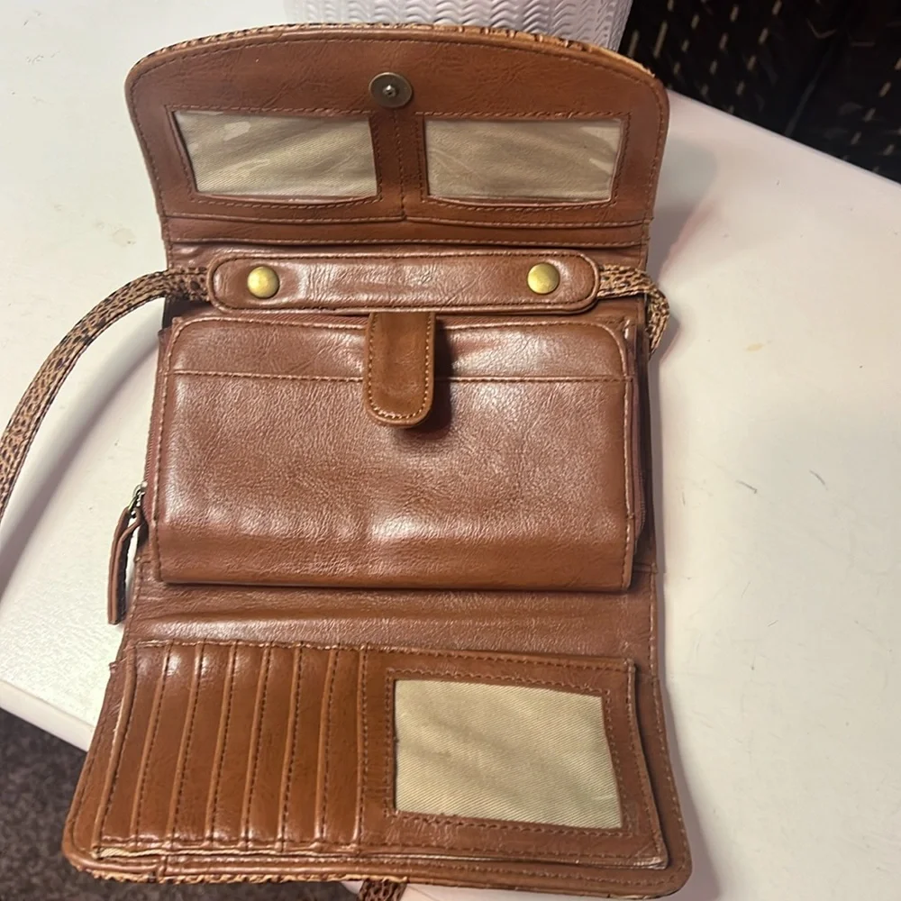 Coldwater Creek Purse Wallet Cross Body Bag Card Organizer Tan Brown - Picture 4 of 12